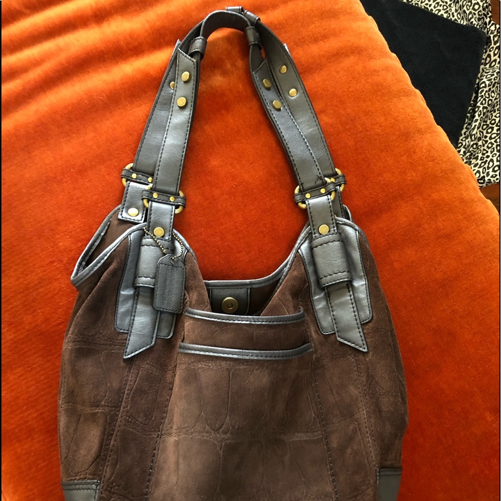 Amazing a.n.a. Leather purse